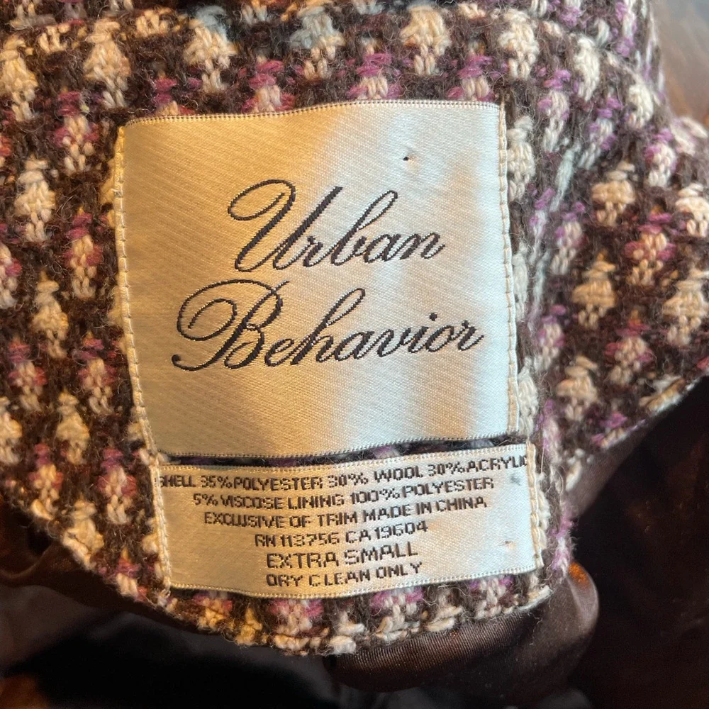 Urban Behavior Wool Peacoat Cream Brown Purple Classic Preppy size xs